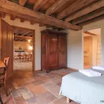 Сasa de vacaciones Maison De Charme Indépendante Avec Jardin à Corbon - Fr-1-497-255 *