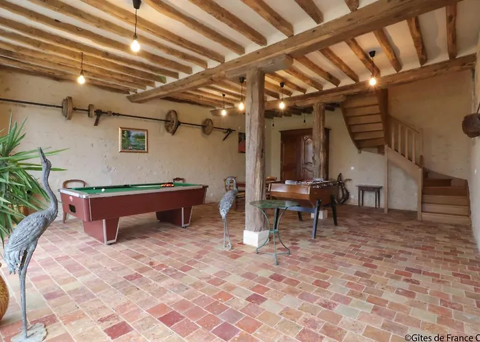 Hébergement de vacances Maison De Charme Indépendante Avec Jardin à Corbon - Fr-1-497-255